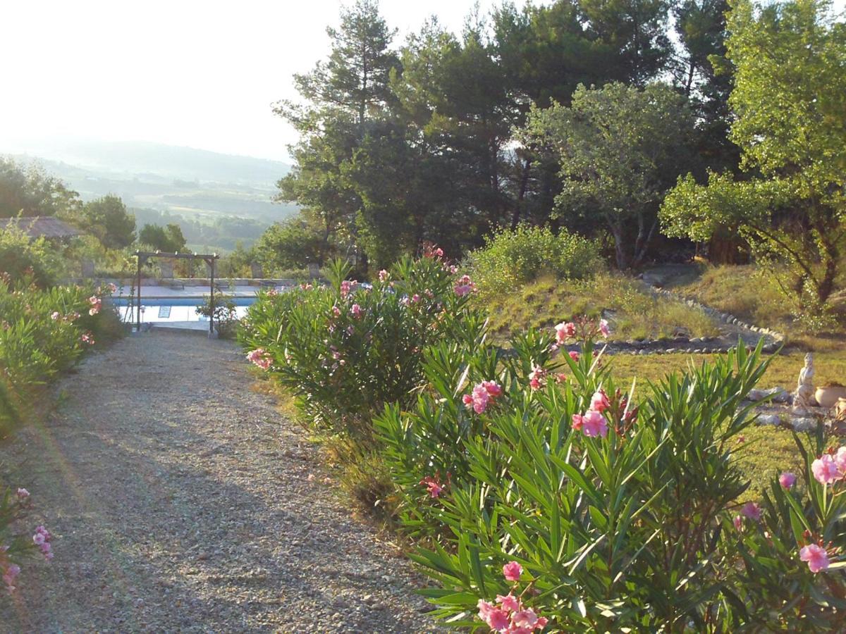Bed and Breakfast Les Cerises Saint-Saturnin-d'Apt Exteriér fotografie