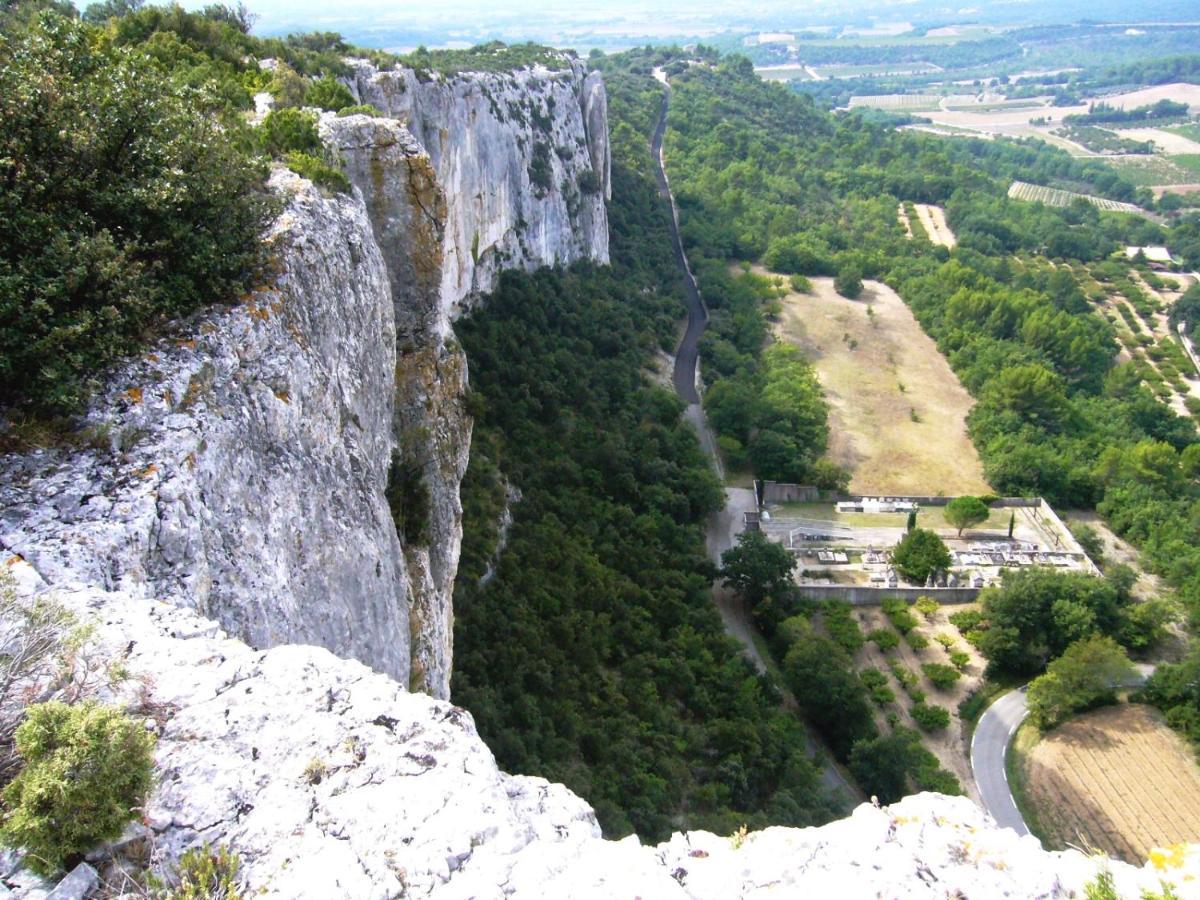 Bed and Breakfast Les Cerises Saint-Saturnin-d'Apt Exteriér fotografie