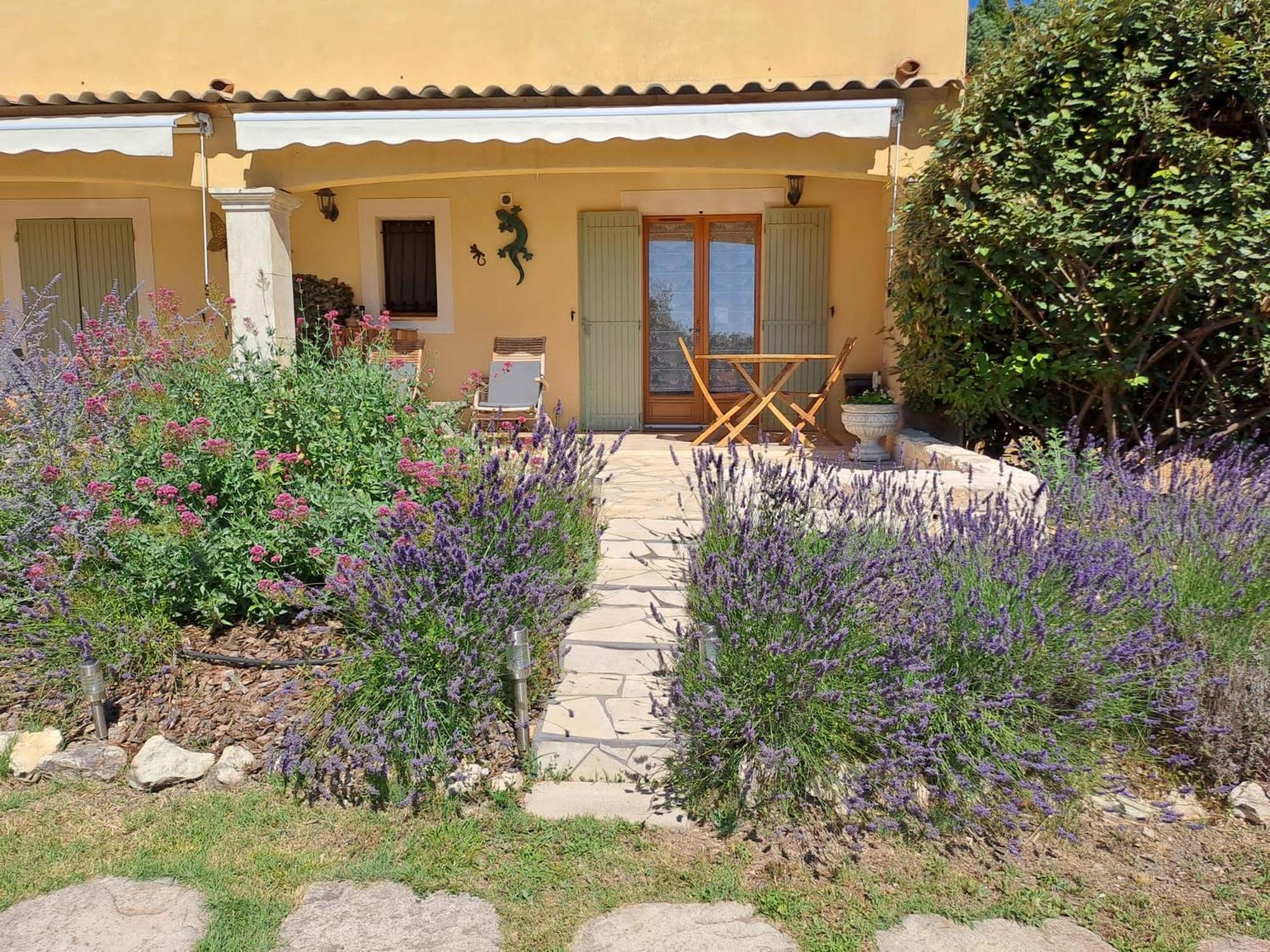 Bed and Breakfast Les Cerises Saint-Saturnin-d'Apt Exteriér fotografie